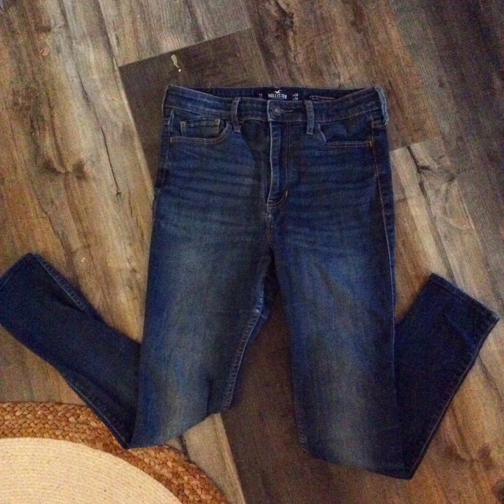 Hollister jeans
